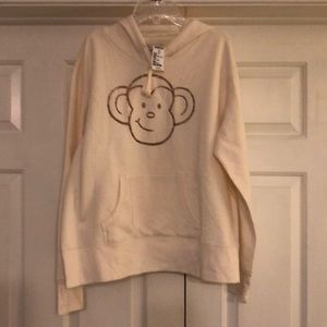 Cream sweatshirt with hoodie